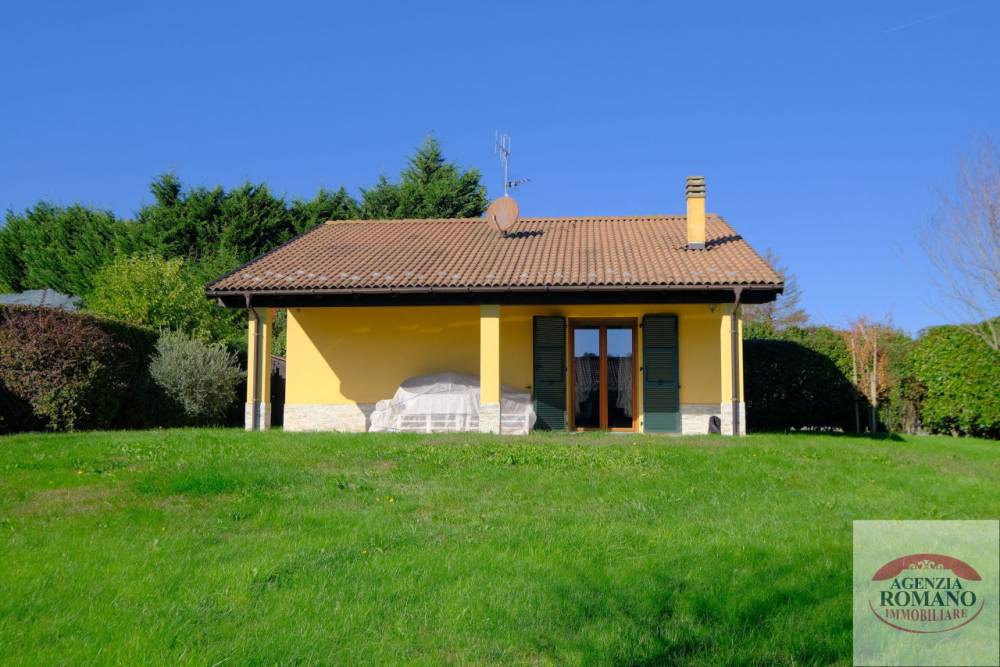 casa indipendente in vendita a Mioglia
