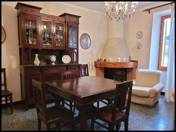 casa semindipendente in vendita a Mioglia in zona Schegli