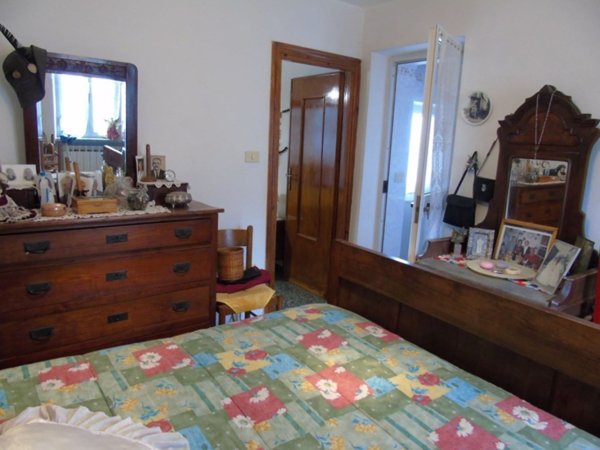 casa indipendente in vendita a Mioglia in zona Schegli