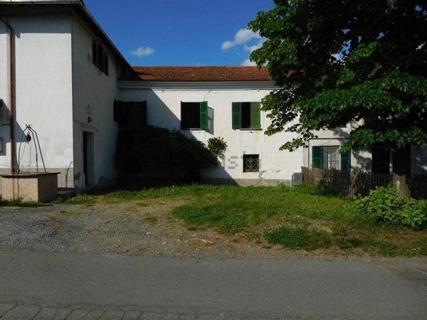 appartamento in vendita a Mioglia in zona Casone