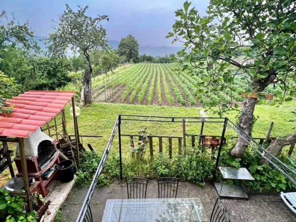 casa indipendente in vendita a Mioglia in zona Carpenaro