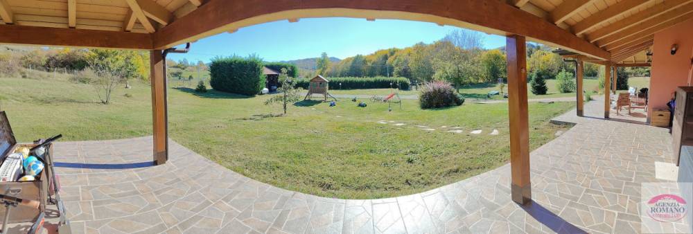 casa indipendente in vendita a Mioglia