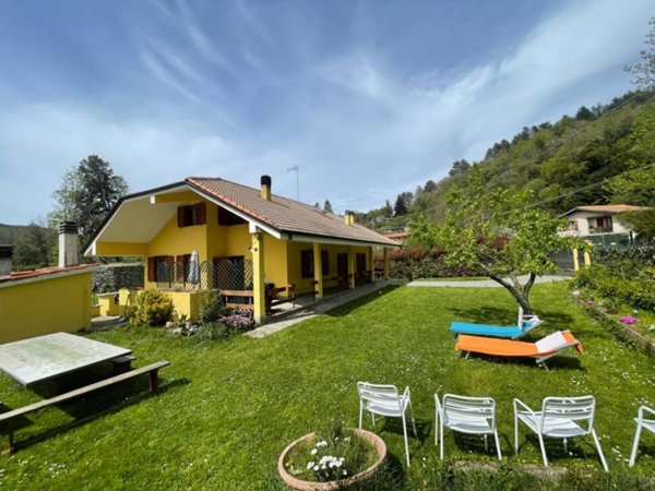 casa indipendente in vendita a Mioglia