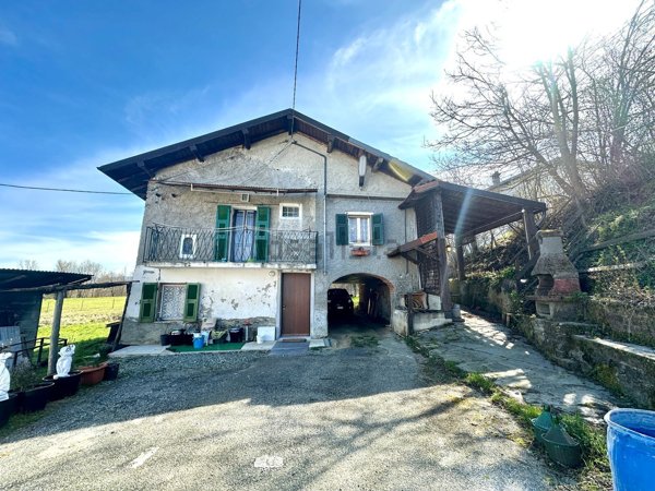 appartamento in vendita a Mioglia in zona Schegli