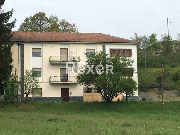 casa indipendente in vendita a Mioglia