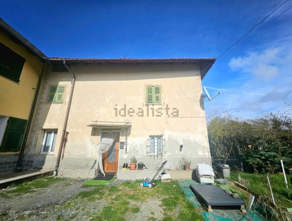 casa indipendente in vendita a Mioglia in zona Schegli