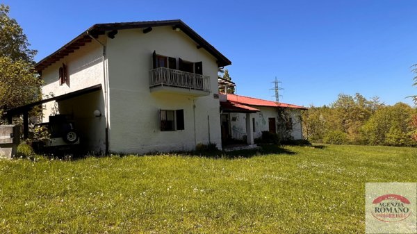 casa indipendente in vendita a Mioglia in zona Casone