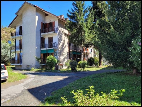appartamento in vendita a Mioglia in zona Dogli