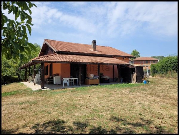 casa indipendente in vendita a Mioglia in zona Dogli