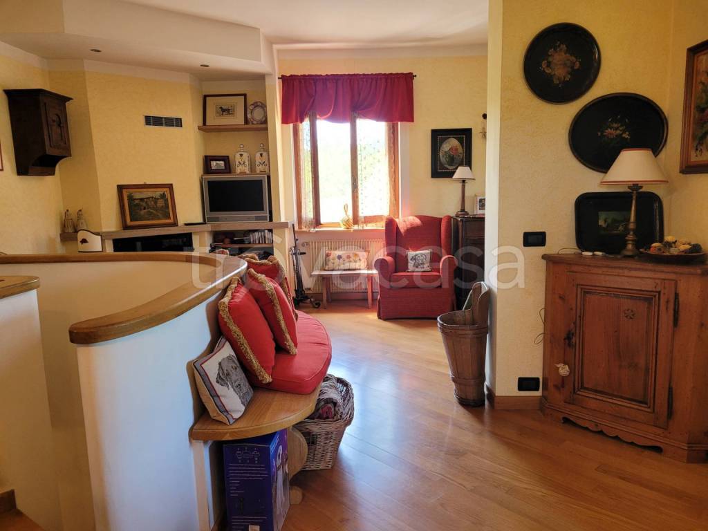 casa indipendente in vendita a Mioglia