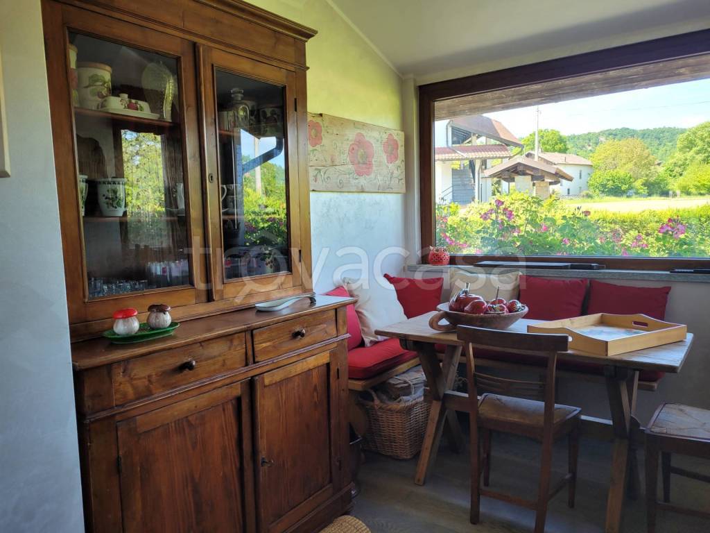casa indipendente in vendita a Mioglia