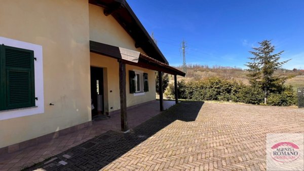 casa indipendente in vendita a Mioglia