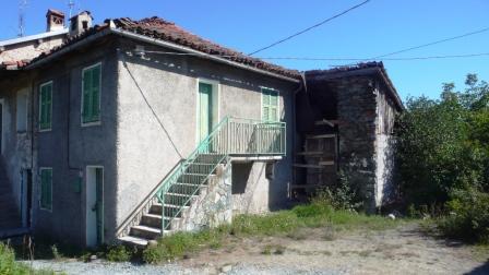 casa indipendente in vendita a Mioglia in zona Schegli