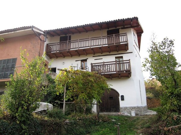 casa indipendente in vendita a Murialdo in zona Piano