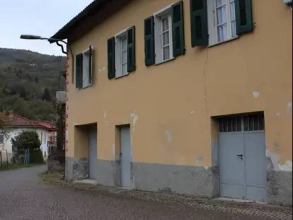 appartamento in vendita a Murialdo in zona Valle