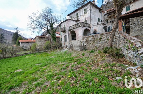 casa semindipendente in vendita a Murialdo in zona Ponte