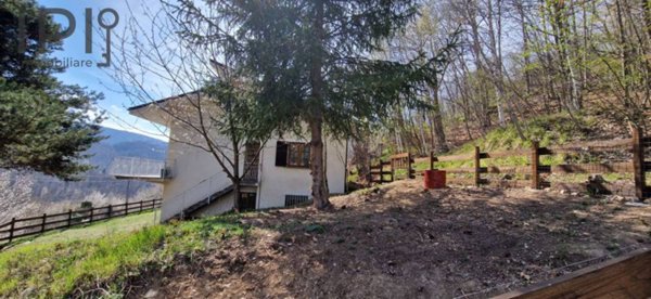 casa indipendente in vendita a Murialdo in zona Piano