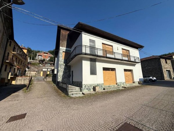 casa indipendente in vendita a Murialdo in zona Piano