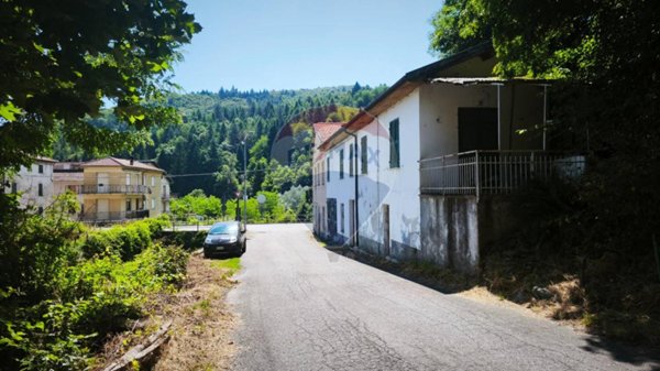 appartamento in vendita a Murialdo in zona Piano
