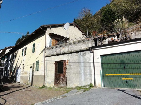 casa indipendente in vendita a Murialdo in zona Piano