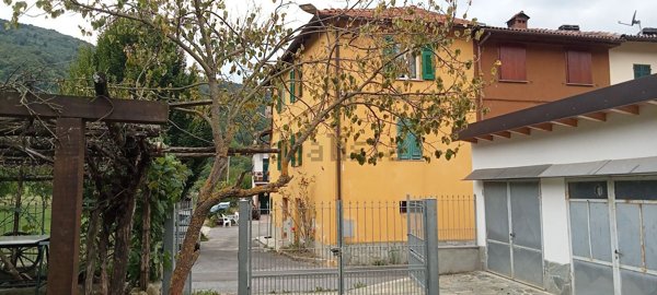 esavano in vendita a Murialdo