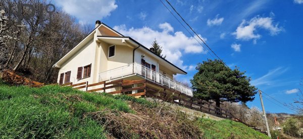 casa indipendente in vendita a Murialdo in zona Piano