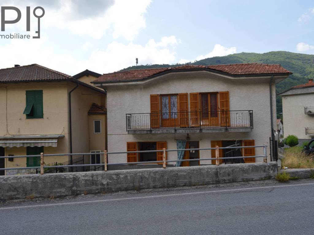 casa indipendente in vendita a Murialdo in zona Isolagrande