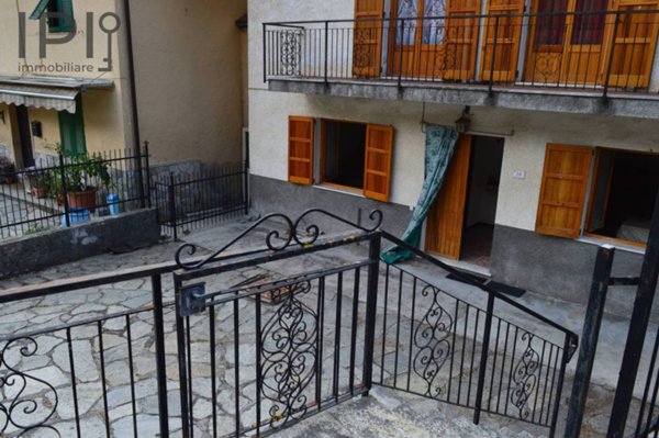 casa indipendente in vendita a Murialdo in zona Isolagrande