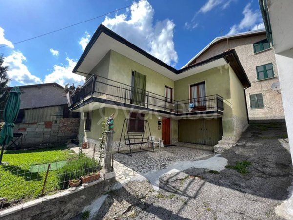 casa indipendente in vendita a Murialdo in zona Piano