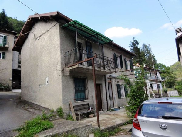 casa indipendente in vendita a Murialdo in zona Piano