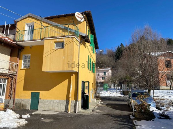 casa indipendente in vendita a Murialdo in zona Piano