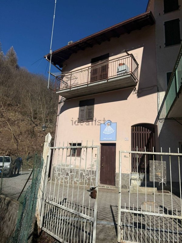 casa semindipendente in vendita a Murialdo