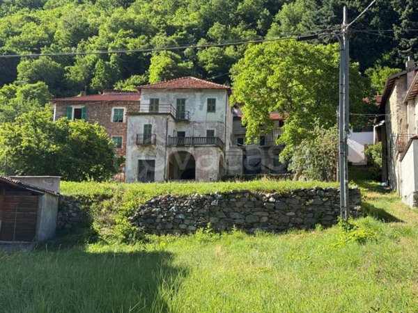 casa indipendente in vendita a Murialdo in zona Piano