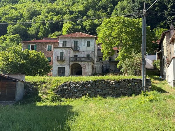 casa semindipendente in vendita a Murialdo in zona Piano