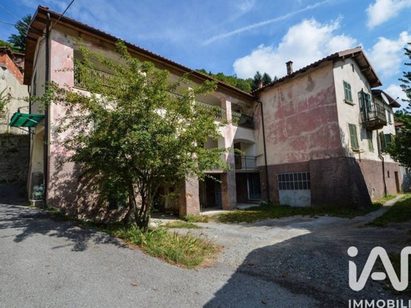 casa indipendente in vendita a Murialdo in zona Ponte