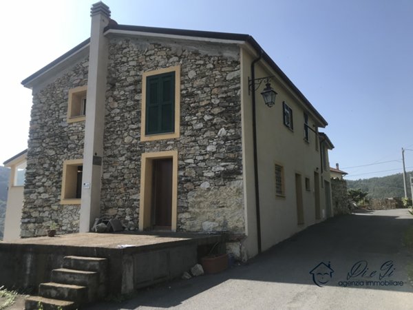 appartamento in vendita a Nasino