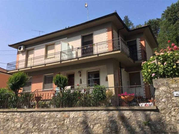 appartamento in vendita a Nasino in zona Madonna di Curagna