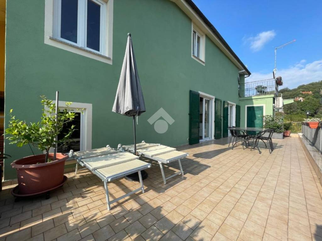 casa indipendente in vendita a Noli in zona Tosse