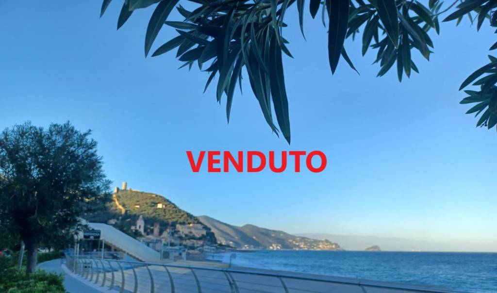 appartamento in vendita a Noli
