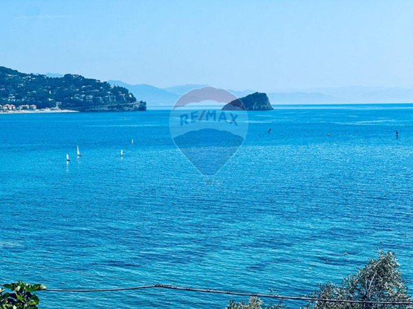 appartamento in vendita a Noli