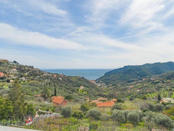 appartamento in vendita a Noli in zona Voze