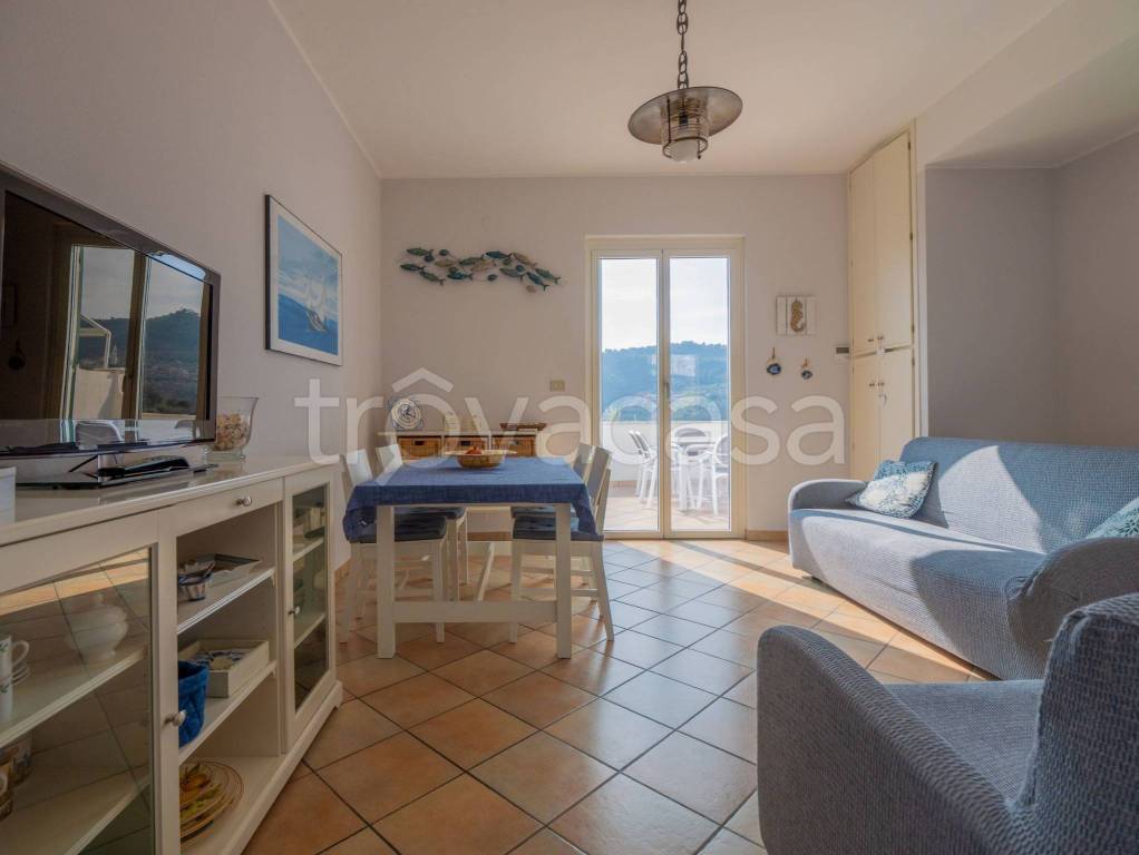 appartamento in vendita a Noli in zona Voze