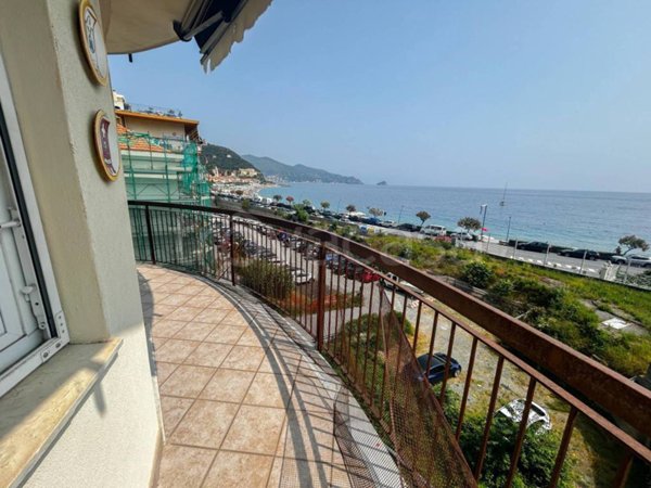 appartamento in vendita a Noli