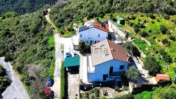 appartamento in vendita a Noli