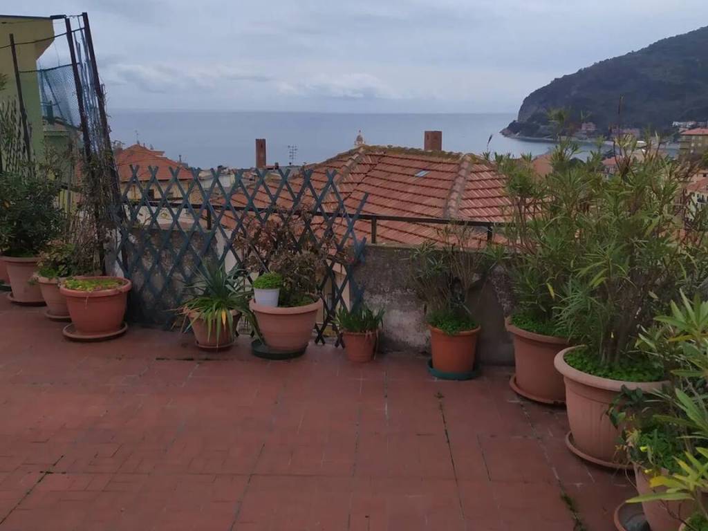 appartamento in vendita a Noli
