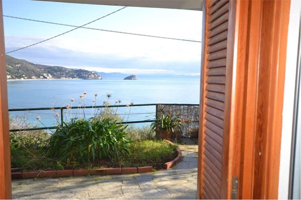 appartamento in vendita a Noli