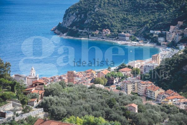 appartamento in vendita a Noli in zona Voze