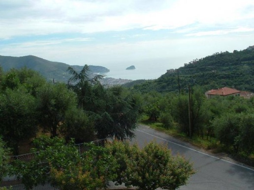 casa indipendente in vendita a Noli in zona Voze