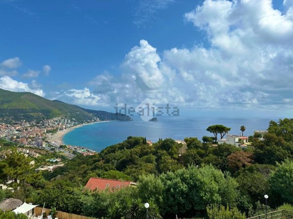 casa indipendente in vendita a Noli