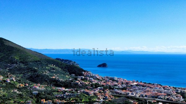 appartamento in vendita a Noli